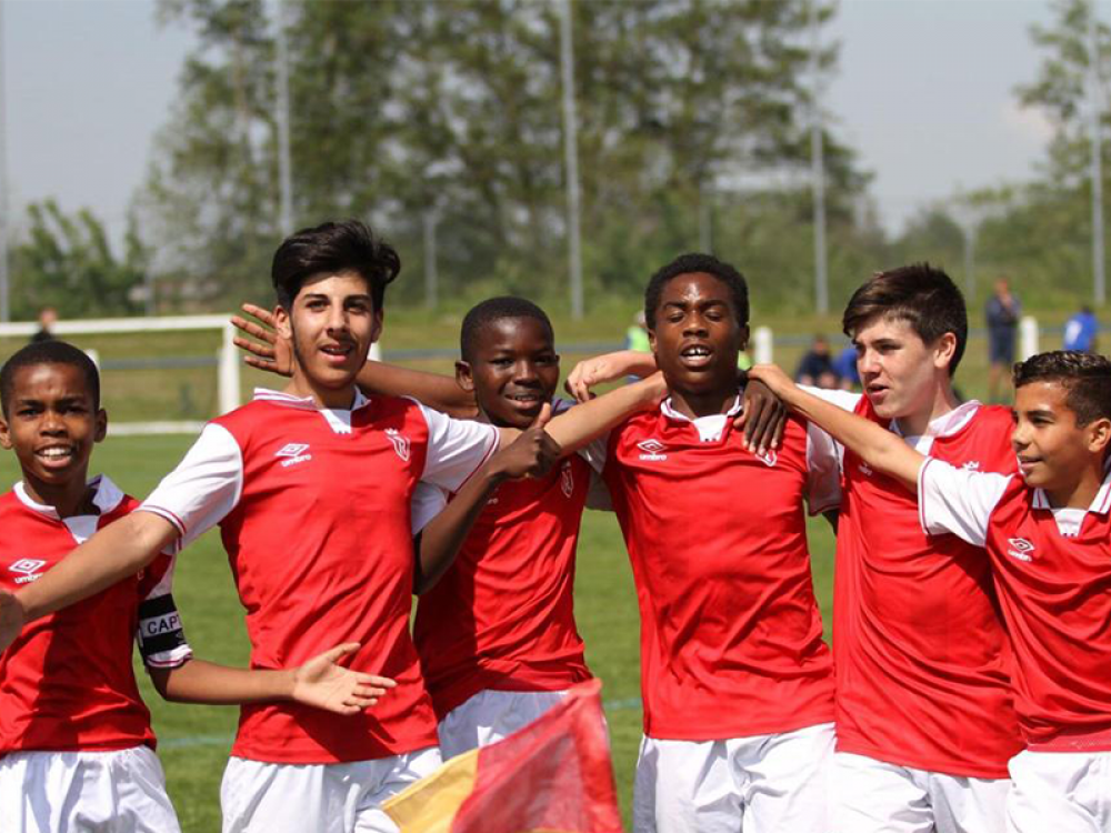 U13